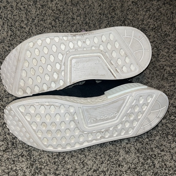 NMD_R1 adidas shoes - Picture 6 of 6
